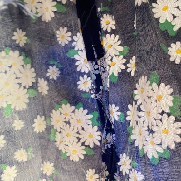 Handmade hand, sewn, women’s navy blue daisy, print, pleated mini skirt - Picture 6 of 6